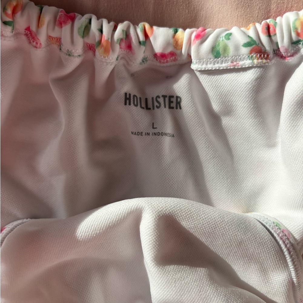 Hollister Fruit Pattern Bikini - Bandeau Top 🍓🍉🍎 - Picture 2 of 5